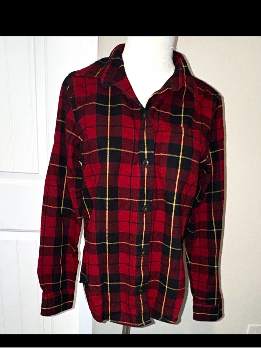 L.L.Bean Relaxed Fit Plaid Button-Up Shirt SP S Petite Red Black 100% cotton